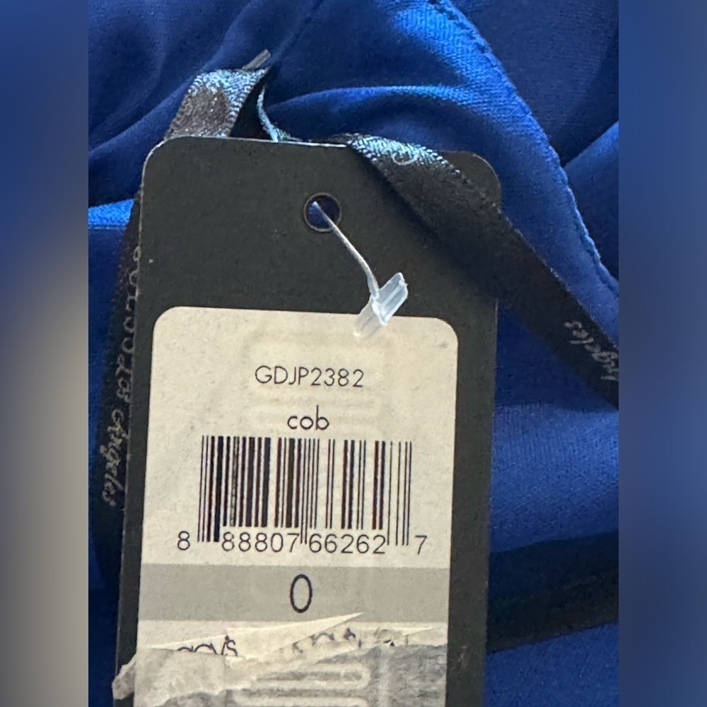 NWT guess size 0  Royal Blue Mesh V Sleeveless Short Fit N Flare Dress - Picture 16 of 16